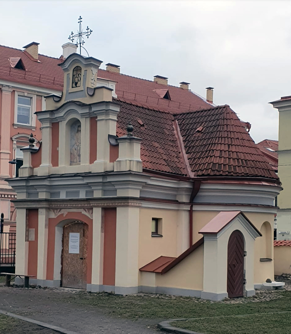 Kaplica-Suzinowa-